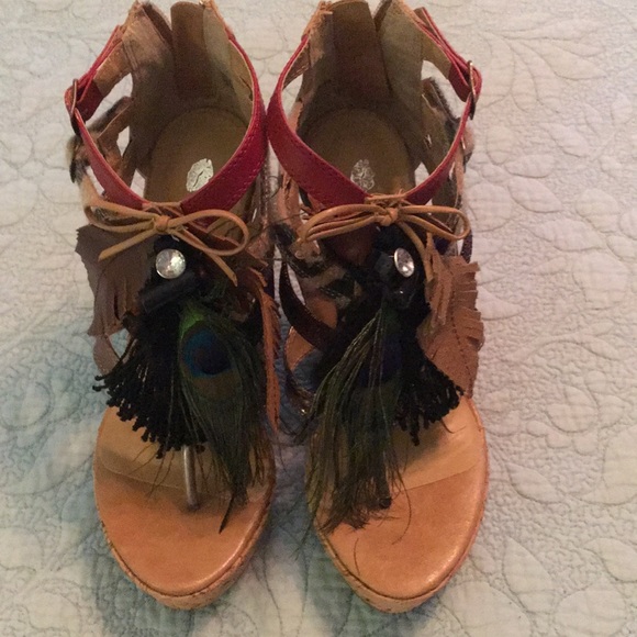 Two Lips Shoes - Rare Two Lips feather accent wedge sandal